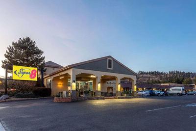 Super 8 by Wyndham Conference Center NAU/Downtown