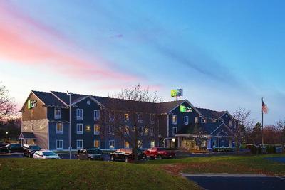Holiday Inn Express Grand Rapids SW