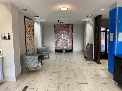 Holiday Inn Express Eunice