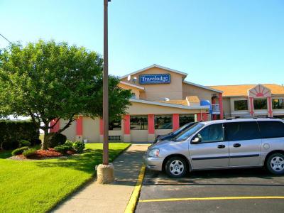 Quality Inn Grand Rapids Near Downtown