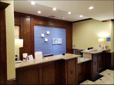 Holiday Inn Express Hotel & Suites Galveston West-