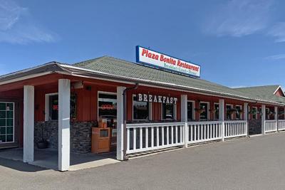 Red Feather Lodge