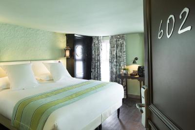 Hotel R. Kipling by Happy Culture