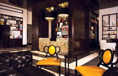 The Cromwell- A Caesars Destination