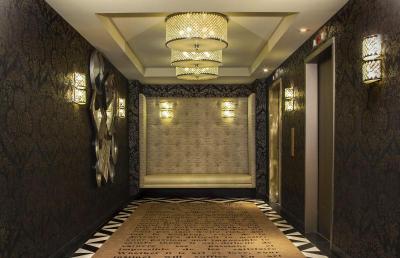 The Cromwell- A Caesars Destination