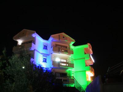 Beyaz Konak Evleri