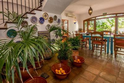 Hotel Los Castaños