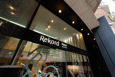 Atenea Rekord Suites