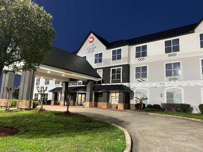 Best Western Plus Hobby Airport Inn & Suites