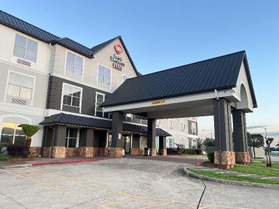 Best Western Plus Hobby Airport Inn & Suites