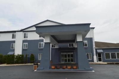 Comfort Inn & Suites Harrisburg PA