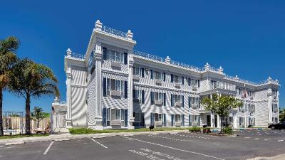 Best Western Salinas Monterey Hotel