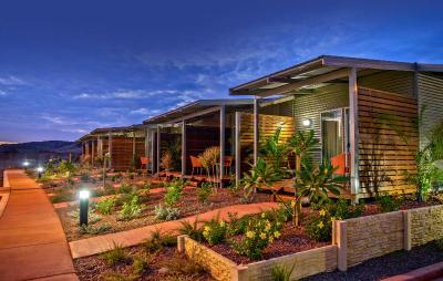Best Western Woodland Hills Inn