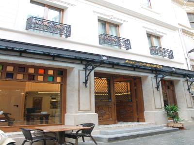 Ada Karakoy Hotel