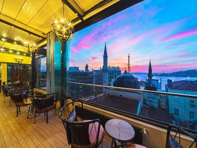 Ada Karakoy Hotel