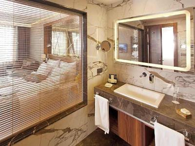 Artur Otel