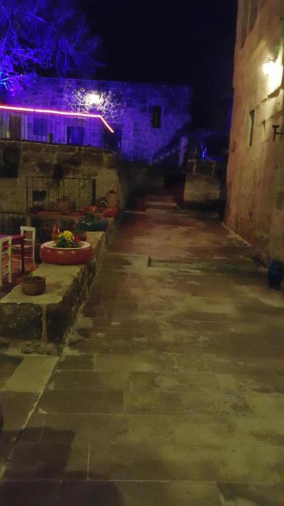 Kapadokya Ihlara Konaklari