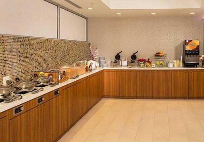 SpringHill Suites New York LaGuardia Airport