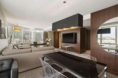 Ramada Encore By Wyndham Izmir