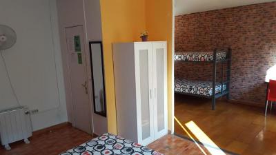 Diagonal House