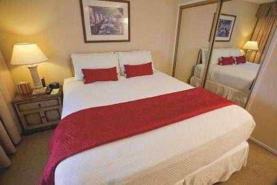 The Suites at Fisherman's Wharf