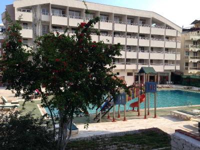 First Class Hotel