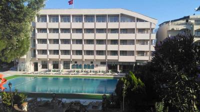 First Class Hotel