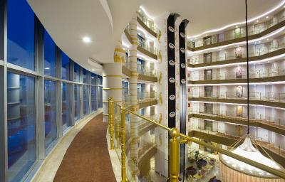 Water Side Resort & Spa