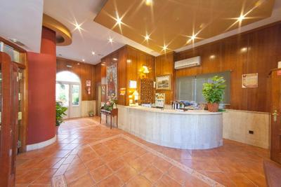 Hotel Plaza Manjón