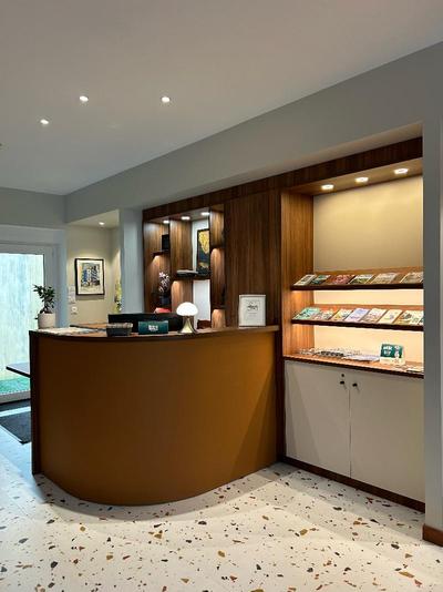 REX HOTEL