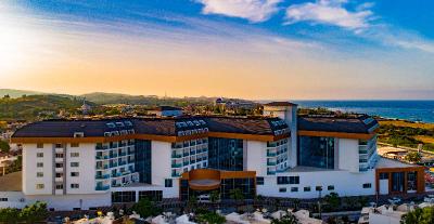 Throne Beach Resort & SPA