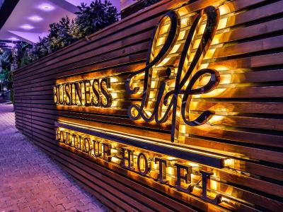 Business Life Hotel