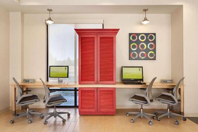 Home2 Suites by Hilton Denver West - Federal Cente