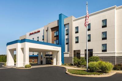 Hampton Inn & Suites York South
