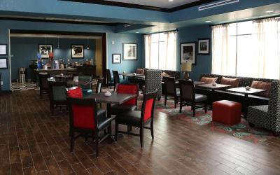 Quality Inn & Suites Pearsall TX