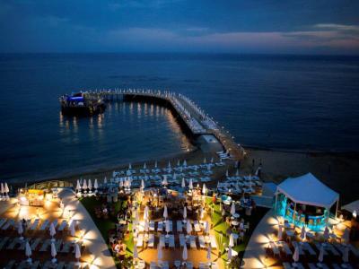 Azura Deluxe Resort & Spa Avsallar