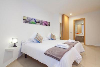 Charmsuites Paralel