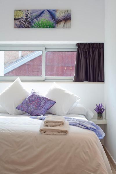 Charmsuites Paralel