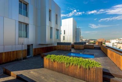 Urban District Apartments Rambla Suite & Pool