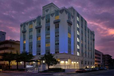 Hilton Garden Inn Miami South Beach, FL