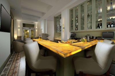 Hilton Garden Inn Miami South Beach, FL