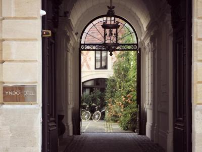 Yndo Hotel
