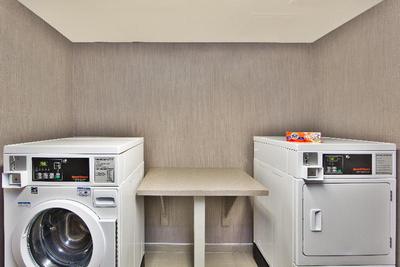 Holiday Inn Express Harrisburg NE
