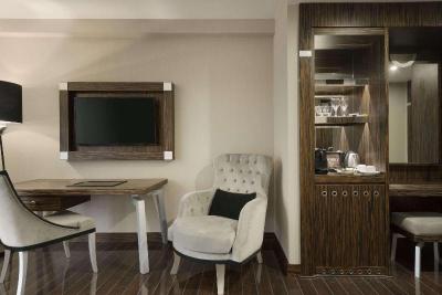 Ramada Hotel & Suites By Wyndham Istanbul Sisli