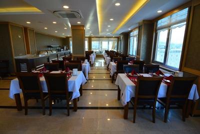 Tasar Royal Hotel