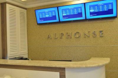 Alphonse Hotel