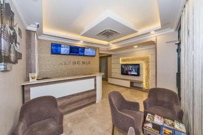 Alphonse Hotel