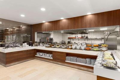 Ramada Encore By Wyndham Istanbul Kartal Hotel