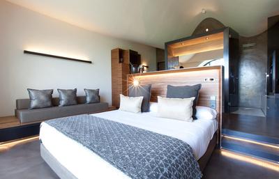 Cava & Hotel Mastinell