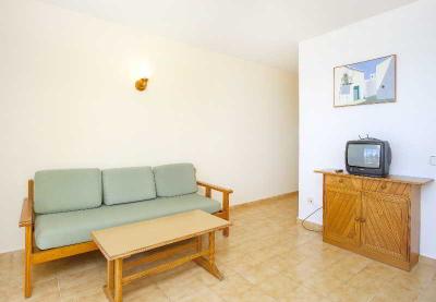 Apartamentos Mar y Playa 2
